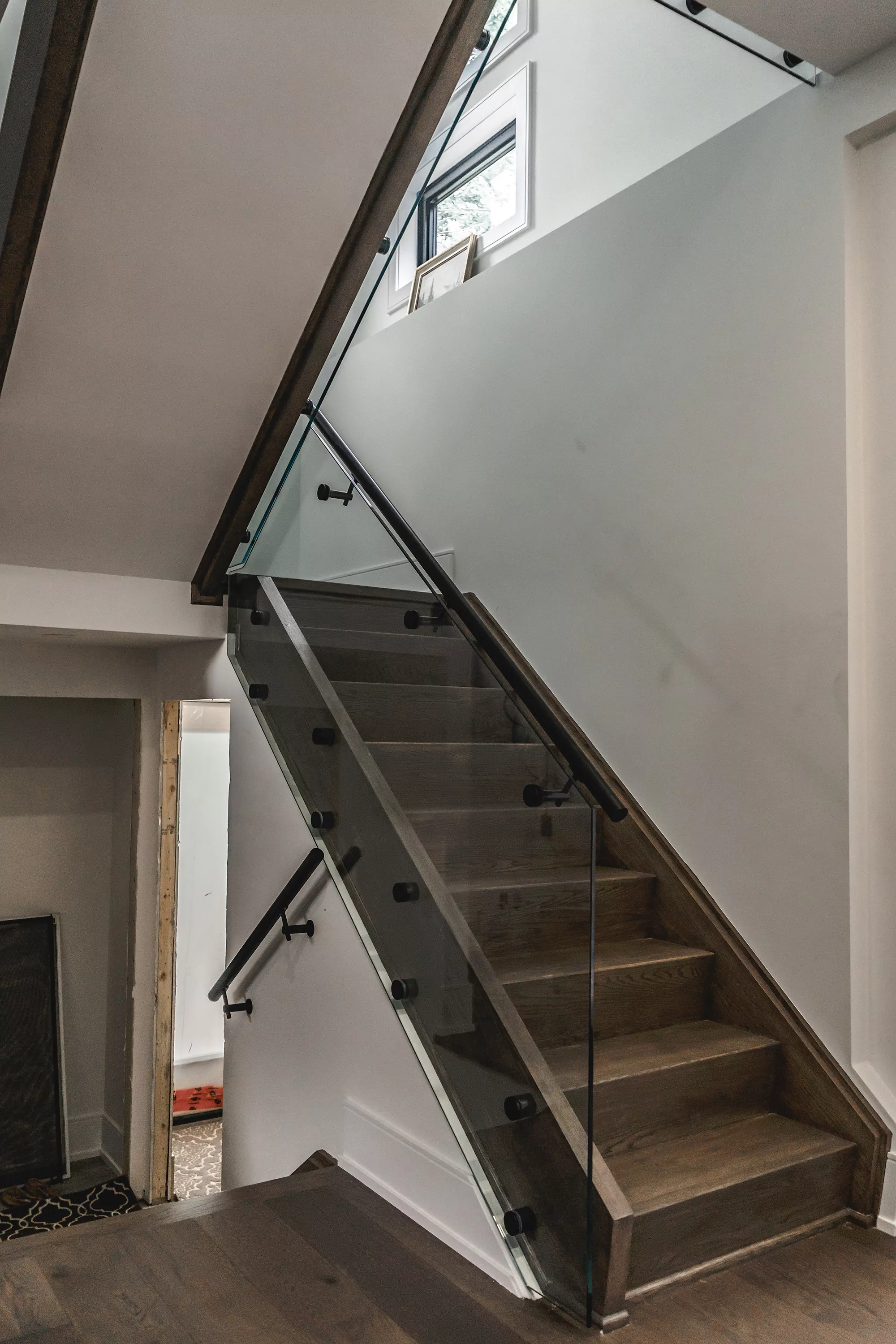 The Latest Glass Railing Trends in Toronto 3